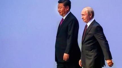 Путин и Си посмотрели с Востока на Запад Путин и Си посмотрели с Востока на Запад