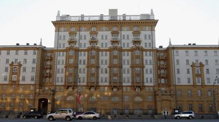 Россия выдворила двоих сотрудников посольства США Россия выдворила двоих сотрудников посольства США