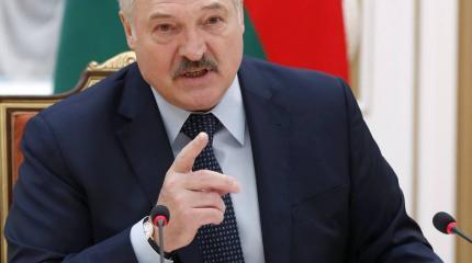 Лукашенко: Говорят, что власть людей портит, - это не ко мне! Лукашенко: Говорят, что власть людей портит, - это не ко мне!