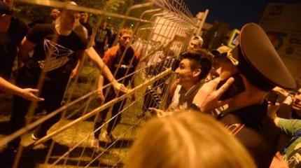 Власть, церковь и народ схлестнулись в Екатеринбурге: результат печален Власть, церковь и народ схлестнулись в Екатеринбурге: результат печален