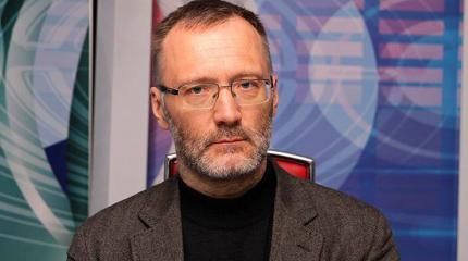 Сергей Михеев: Савченко нужно было сидеть дома, если она такая слабая, а не шастать по всяким «Айдарам» Сергей Михеев: Савченко нужно было сидеть дома, если она такая слабая, а не шастать по всяким «Айдарам»