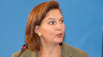 Виктория Нуланд едет усмирять нелояльную Европу Виктория Нуланд едет усмирять нелояльную Европу