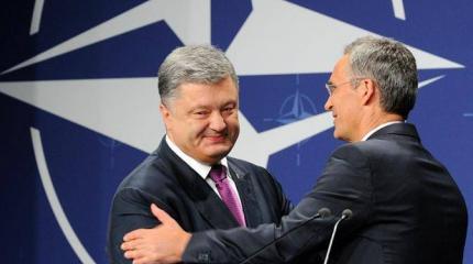 Порошенко на саммит НАТО зовут как бедного родственника Порошенко на саммит НАТО зовут как бедного родственника