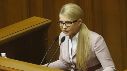 Юлия Тимошенко грозит Порошенко импичментом Юлия Тимошенко грозит Порошенко импичментом