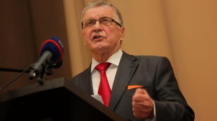 «Измена родине»: на Украине арестовали 73-летнего оппозиционера «Измена родине»: на Украине арестовали 73-летнего оппозиционера