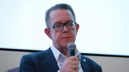 Асафов: Польша пытается «погреть руки», объявив процент за помощь Украине Асафов: Польша пытается «погреть руки», объявив процент за помощь Украине