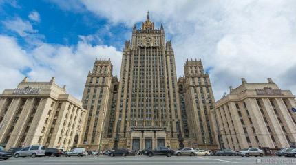 Как научить российских дипломатов «торговать родиной»