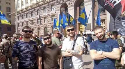 Разъяренные бойцы добровольческих батальонов ворвались в Киевсовет