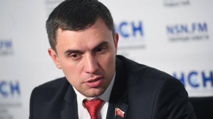 Коммунисты сотрудничают с Навальным Коммунисты сотрудничают с Навальным