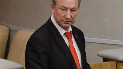 Сам себя закапывает: эксперты о перспективах карьеры Рашкина Сам себя закапывает: эксперты о перспективах карьеры Рашкина