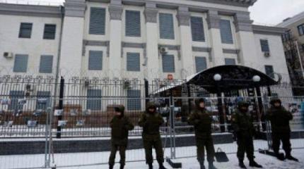 Украинские боевики заблокировали российские дипредставительства