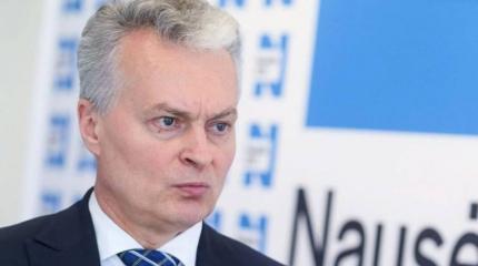 Параллельный мир Литвы: Гитанас Науседа снова стреляет себе в ногу Параллельный мир Литвы: Гитанас Науседа снова стреляет себе в ногу