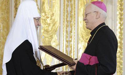 Патриарх Кирилл отказался встречаться с Римским Папой в Польше Патриарх Кирилл отказался встречаться с Римским Папой в Польше