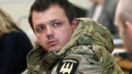 Семенченко объяснил, чем вызван штурм Октябрьского дворца в Киеве Семенченко объяснил, чем вызван штурм Октябрьского дворца в Киеве