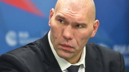 Николай Валуев рассказал о частной встрече с экс-главой ДНР Захарченко Николай Валуев рассказал о частной встрече с экс-главой ДНР Захарченко
