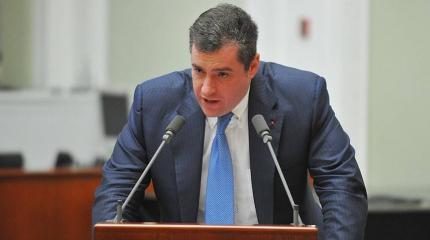 Слуцкий об уничтожении русского языка: Россия потеряла 80 миллионов человек