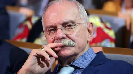 Михалков на пальцах объяснил, почему Бабченко - полное ничтожество Михалков на пальцах объяснил, почему Бабченко - полное ничтожество
