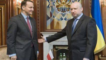 Польша запускает пробные шары в отношении раздела Украины