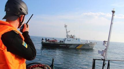 Украина провоцирует: Россия не даст заниматься пиратством в Азовском море