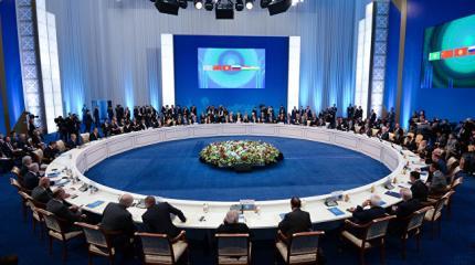 ШОС приросла Индией и Пакистаном