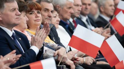 Шведские СМИ: Польша встала на путь выхода из ЕС Шведские СМИ: Польша встала на путь выхода из ЕС