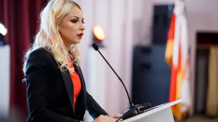 В Молдове грубо сняли с выборов Марину Таубер, опасную для партии Санду