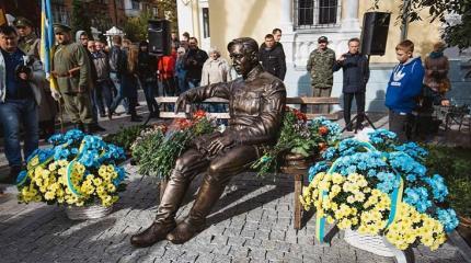 Все дороги Украины ведут к пещерному национализму Все дороги Украины ведут к пещерному национализму