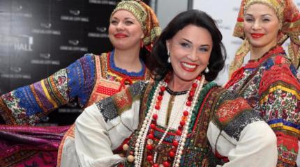Надежда Бабкина и «Порошенко» возмутили Украину Надежда Бабкина и «Порошенко» возмутили Украину