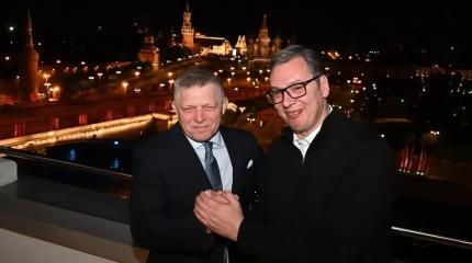 Трудный путь Вучича и Фицо на парад Победы Трудный путь Вучича и Фицо на парад Победы