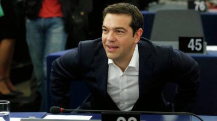 Аплодисментами встретили Ципраса в Европарламенте Аплодисментами встретили Ципраса в Европарламенте