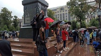 Законы о митингах – иностранным агентам и анонимусам вход воспрещён Законы о митингах – иностранным агентам и анонимусам вход воспрещён