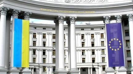 Киев дает установку своим представителям на дискредитацию Минских соглашений Киев дает установку своим представителям на дискредитацию Минских соглашений