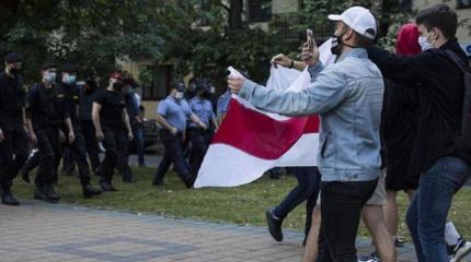 В Белоруссии для раскачивания ситуации используют методы майдана