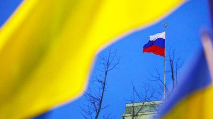 «Война флагов» в Берлине — плевать на нацизм, лишь бы России сделать плохо «Война флагов» в Берлине — плевать на нацизм, лишь бы России сделать плохо