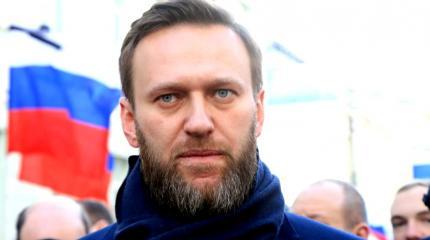 Медведев назначил Навального руководителем антикоррупционного главка