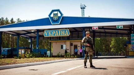Ловушка захлопнулась: Украина фактически закрыла границу для россиян Ловушка захлопнулась: Украина фактически закрыла границу для россиян
