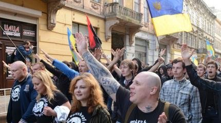 Еще один шаг к отделению: жителей Донбасса больше не считают украинцами Еще один шаг к отделению: жителей Донбасса больше не считают украинцами