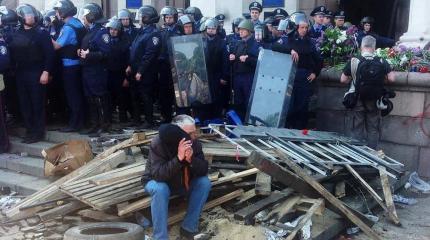 На месте убийства одесситов стригут собак, торгуют трусами и бьют тату На месте убийства одесситов стригут собак, торгуют трусами и бьют тату
