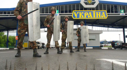Украина открывает все границы, кроме российской и белорусской Украина открывает все границы, кроме российской и белорусской