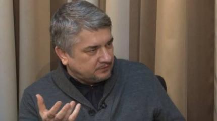 Ростислав Ищенко: Шансов свалить Яценюка у Тимошенко нет Ростислав Ищенко: Шансов свалить Яценюка у Тимошенко нет