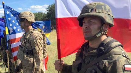 В Польше заявили о растерянном доверии к США В Польше заявили о растерянном доверии к США