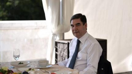Среднеазиатская династия: на пост главы Туркмении выдвинут сын уходящего в отставку президента Среднеазиатская династия: на пост главы Туркмении выдвинут сын уходящего в отставку президента
