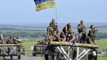 В Киеве ставят пьесу о котлах и героях В Киеве ставят пьесу о котлах и героях
