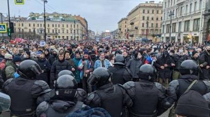 В Совфеде прокомментировали маршрут митингов в РФ на сайте посольства США В Совфеде прокомментировали маршрут митингов в РФ на сайте посольства США