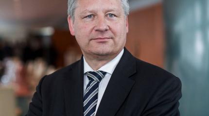 Бруно Каль, глава БНД: «Россия не партнёр, а потенциальная угроза» Бруно Каль, глава БНД: «Россия не партнёр, а потенциальная угроза»