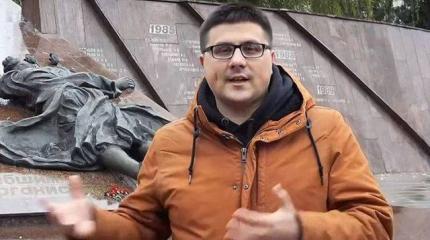 Сергей Простаков и МБХ-медиа — гнездо насильников в вертепе предателей Сергей Простаков и МБХ-медиа — гнездо насильников в вертепе предателей