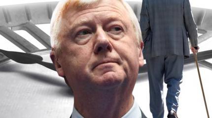 СМИ пишут, что непотопляемый Чубайс попросился на пенсию СМИ пишут, что непотопляемый Чубайс попросился на пенсию