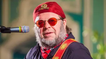 Гребенщиков откровенно об Украине и Крыме: поеду, чтобы поддержать русских Гребенщиков откровенно об Украине и Крыме: поеду, чтобы поддержать русских