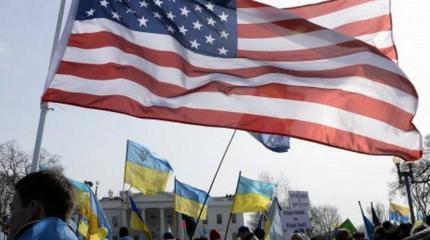 «Поле битвы двух империй»: на Украине предсказывают стране скорые проблемы «Поле битвы двух империй»: на Украине предсказывают стране скорые проблемы