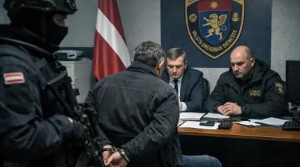 Профиль «недочеловека»: на кого спецслужбы Латвии открыли цифровую охоту